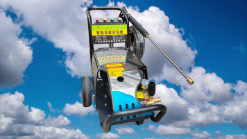 超高压清洗机：工业级“清道夫”，专啃硬的骨头！揭秘其核心战场