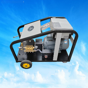 使用500公斤船用清洗机在海上作业时如何避免发生意外？